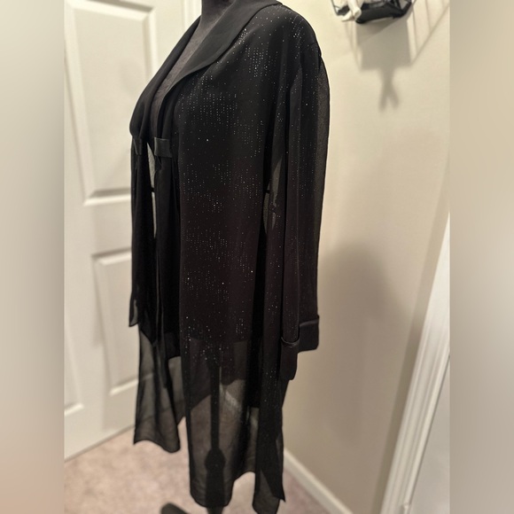 Women’s 24W black sheer cover up - Picture 2 of 4